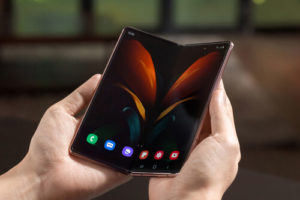 No más actualizaciones para el Samsung Galaxy Z Fold2. El plegable de más de 2.000 euros al club de los móviles olvidados