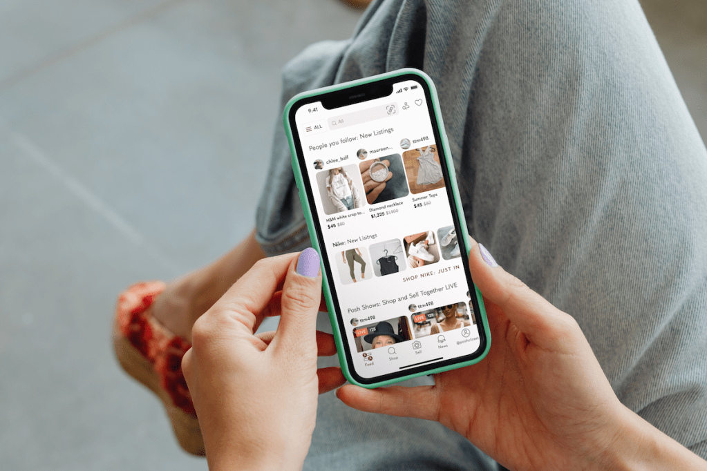Poshmark, la popular plataforma de compraventa de moda, ha decidido dar marcha atrás en su reciente cambio de tarifas