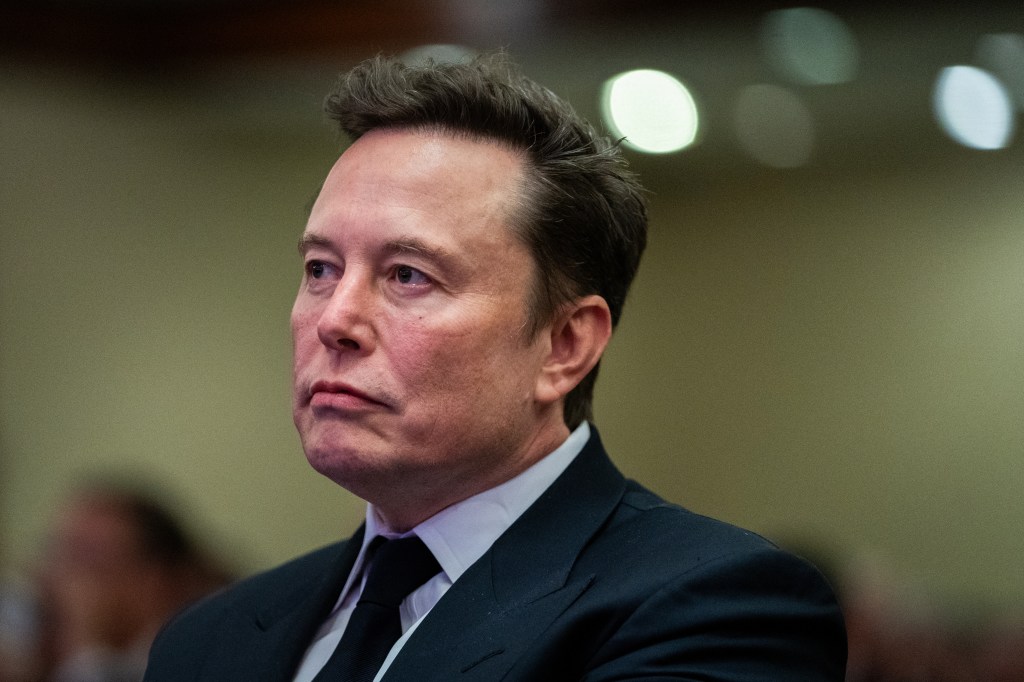 Elon Musk, el magnate detrás de grandes compañías como <a href="https://www.tesla.com" rel="nofollow noopener" target